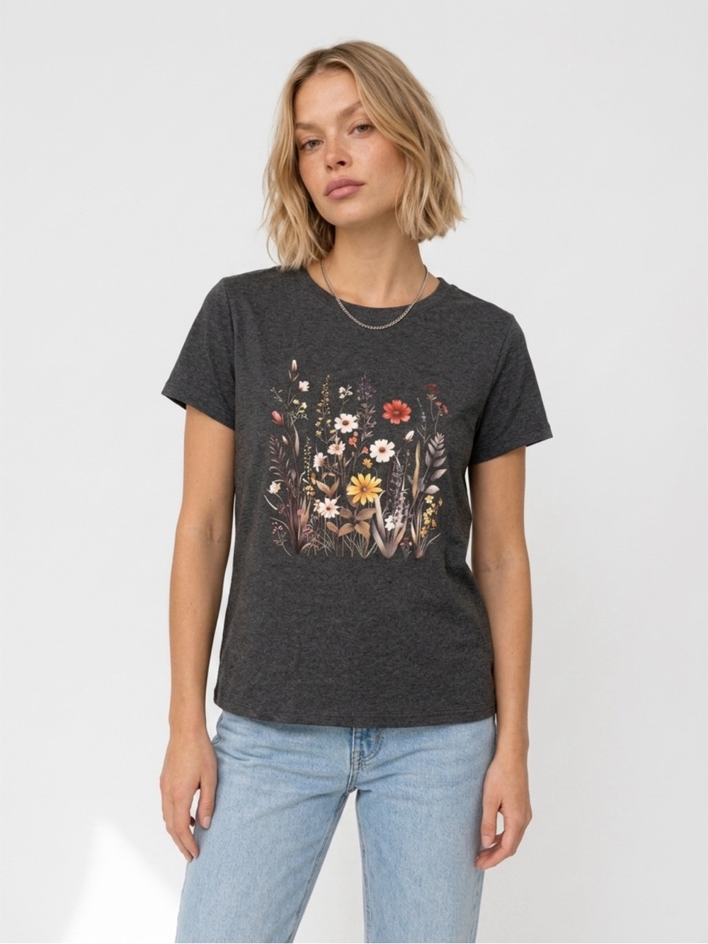 ๐พ SHEIN Dark Charcoal Floral Graphic Tee Shirt | Womenโs Sz Sm